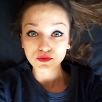 Profil de Riyana